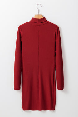 Mini-robe rouge en tricot côtelé à manches longues et col haut