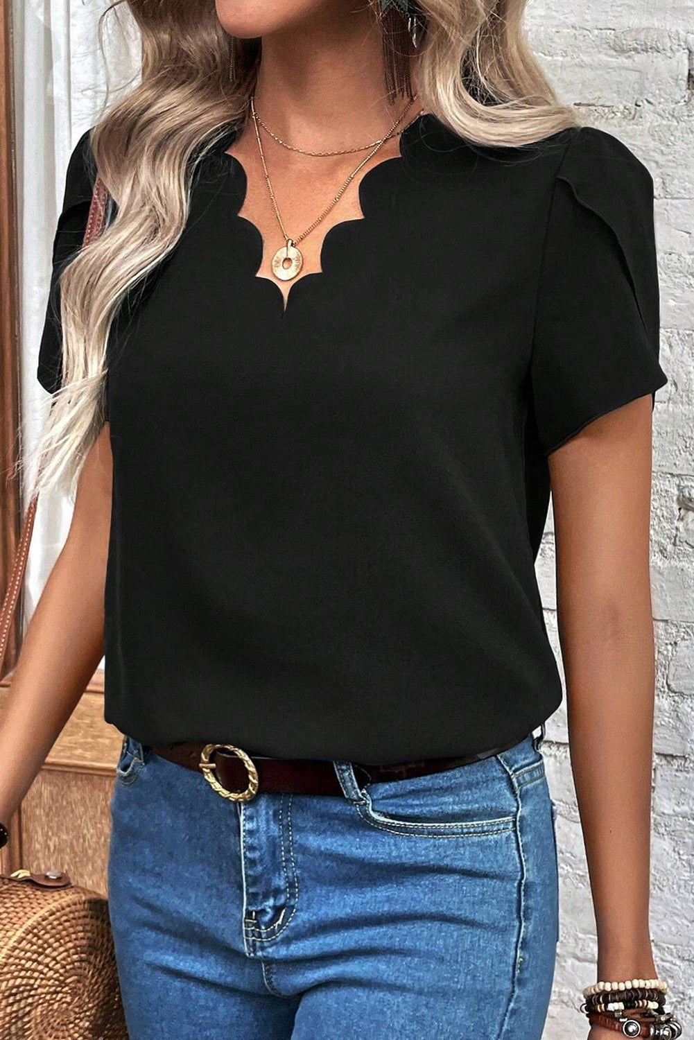 Black Sacalloped Volliline Petal Sleeve Top