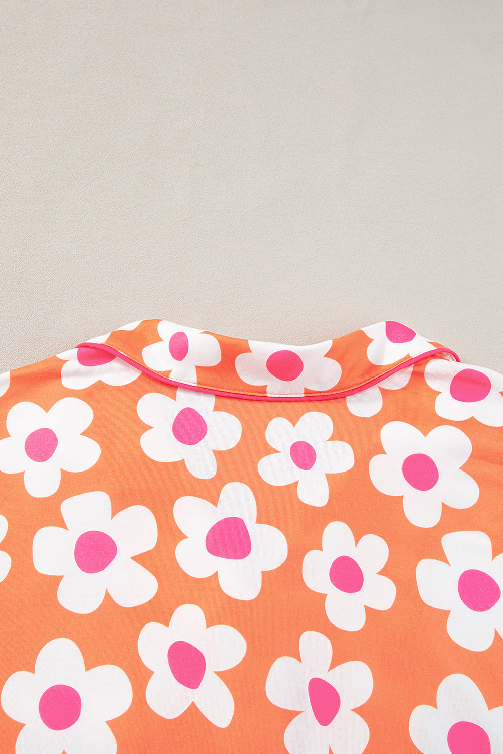 Estampado de flor de naranja set de pijama