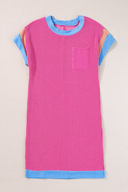 Vestido de camiseta de bolsillo y bloque de textura rosa rosa de borde