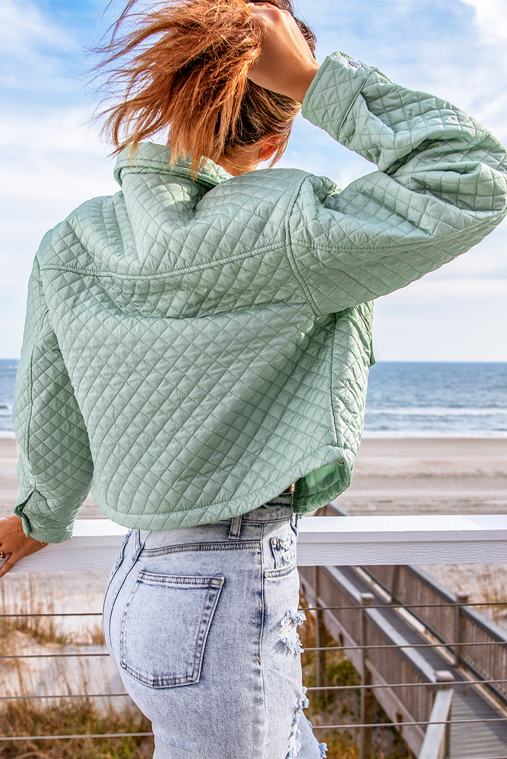 Chaqueta cortada con cremallera de bolsillo acolchado verde