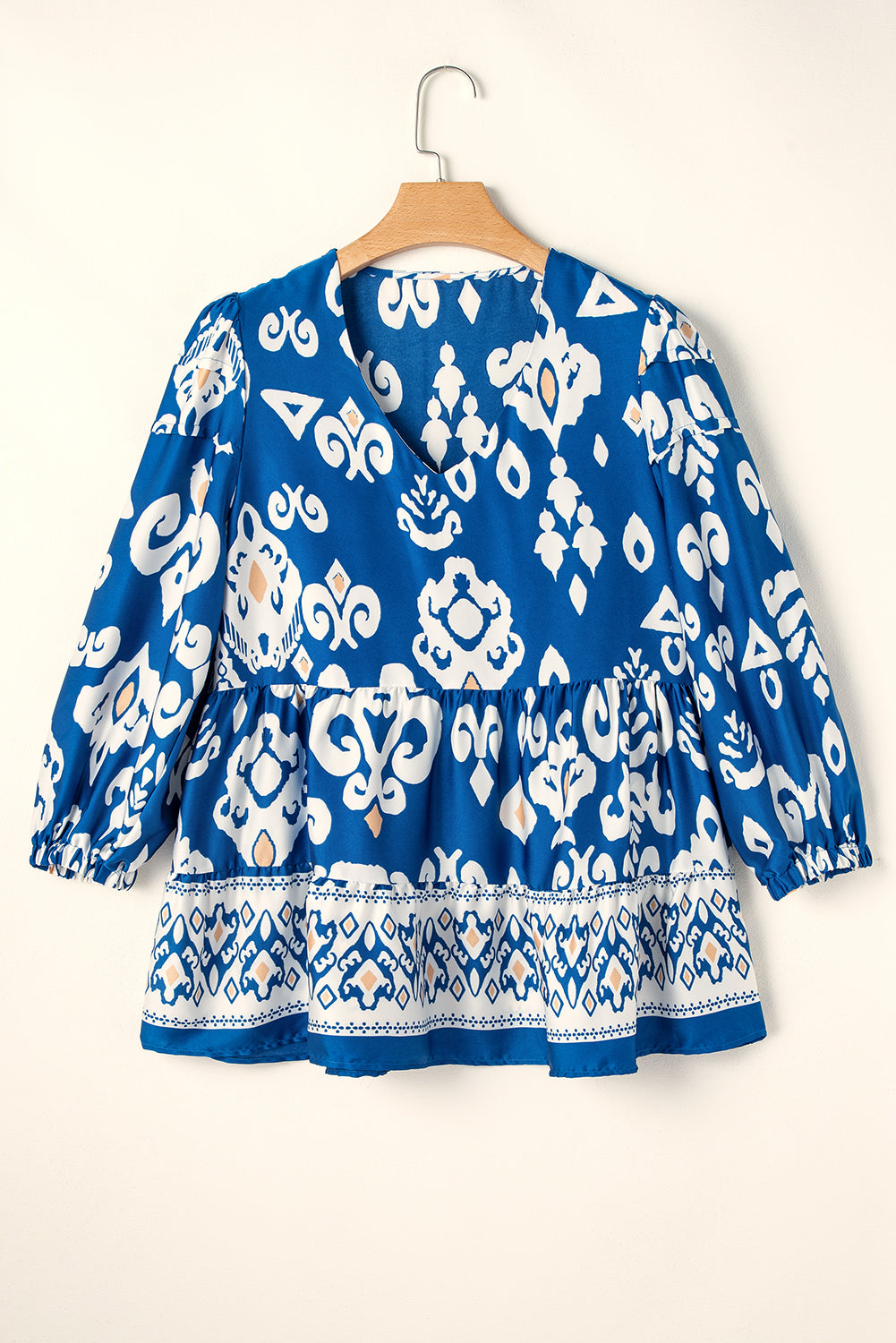 Chemisier coupe fluide à manches 3/4 et imprimé géométrique tribal bleu-A WOMAN WE LOVE