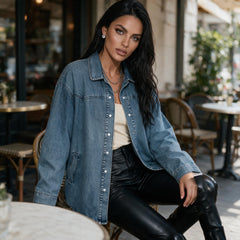 Veste longue en jean bleu à col chemise et boutons-pression