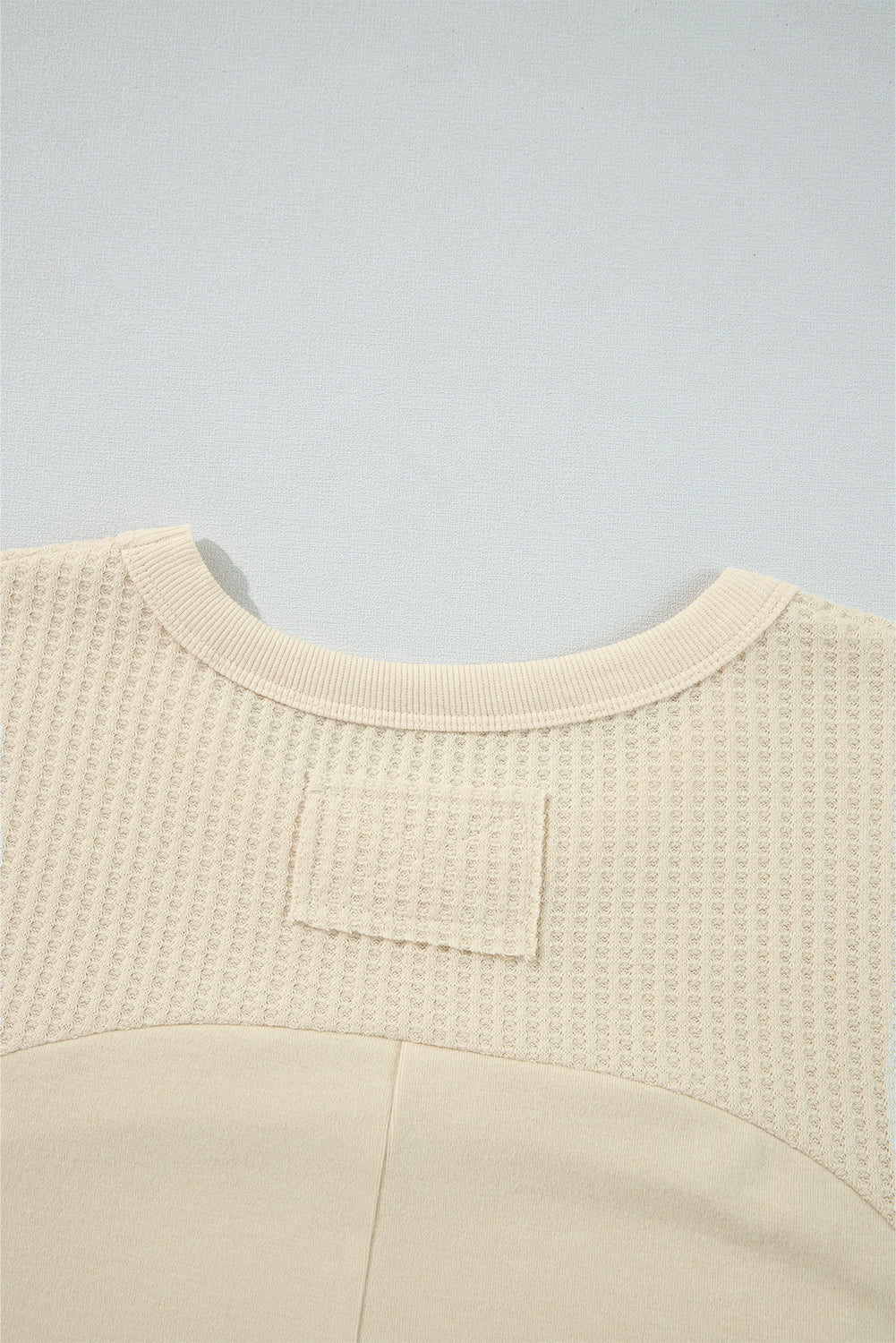 Haut à manches longues beige en tricot thermique patchwork à coutures apparentes