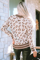 Contrasting brown leopard sweater with two-tone ribbed edges