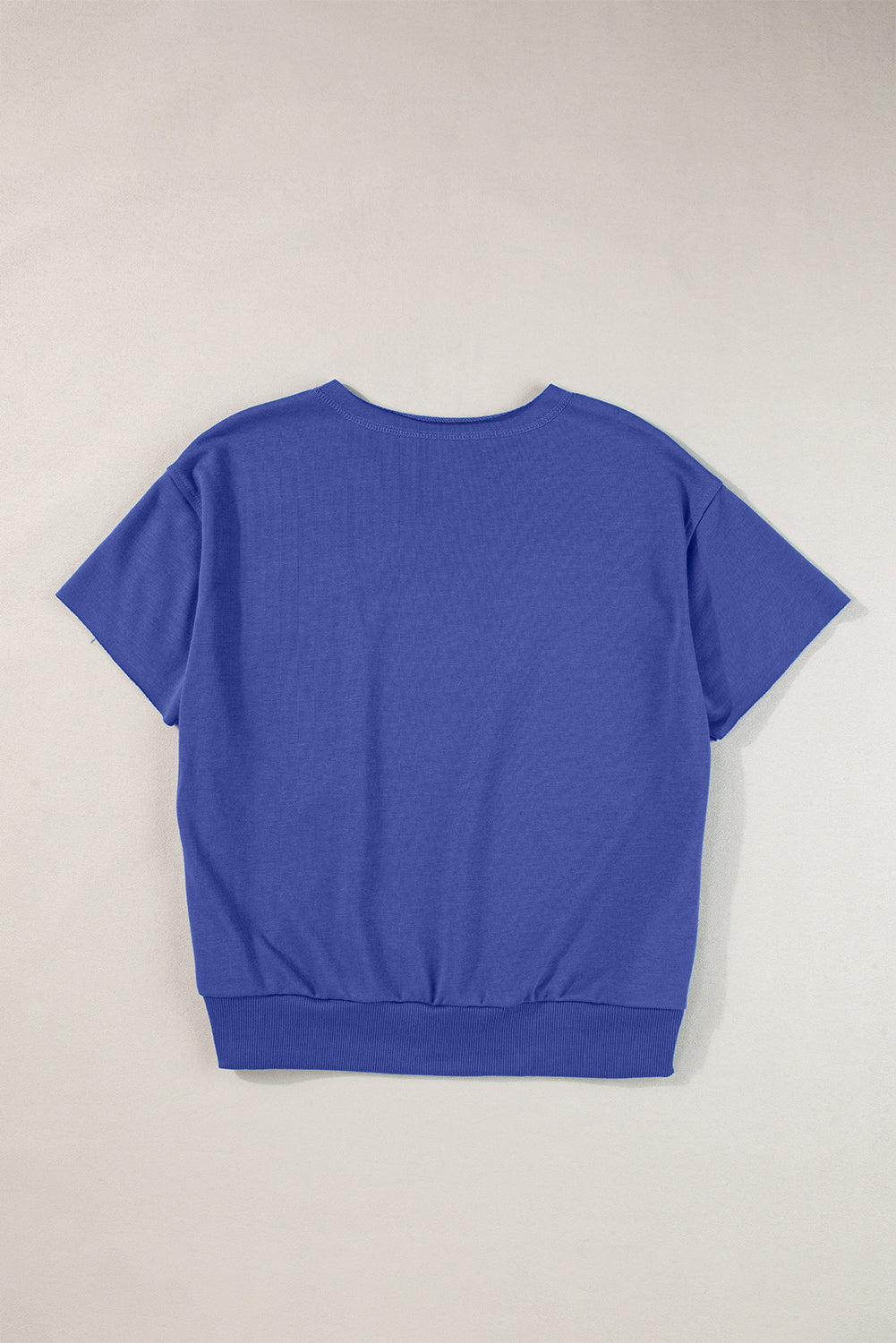 T-shirt ample bleu foncé avec lettrage USA et col cranté