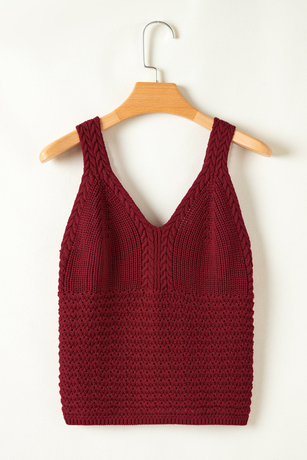 SLIM CUT SHOTE VELEC TO V -neck in twisted knitting bordeaux pointelle