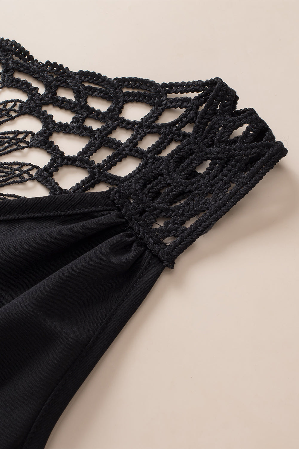 Tunique noire sans manches en patchwork de crochet bohème