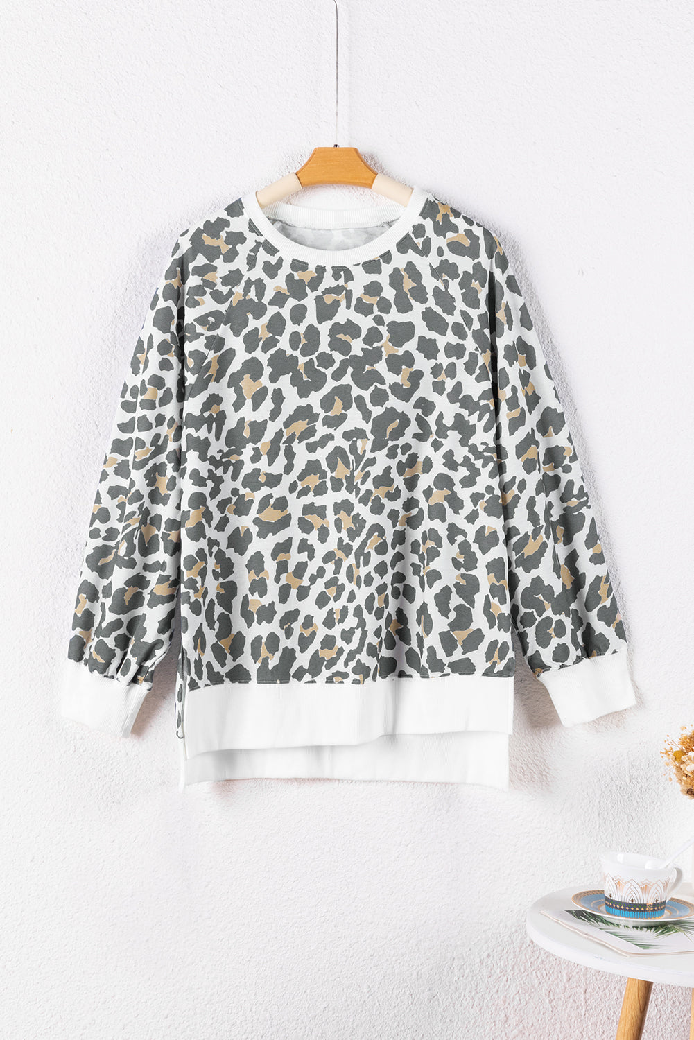 White leopard print top with plain border
