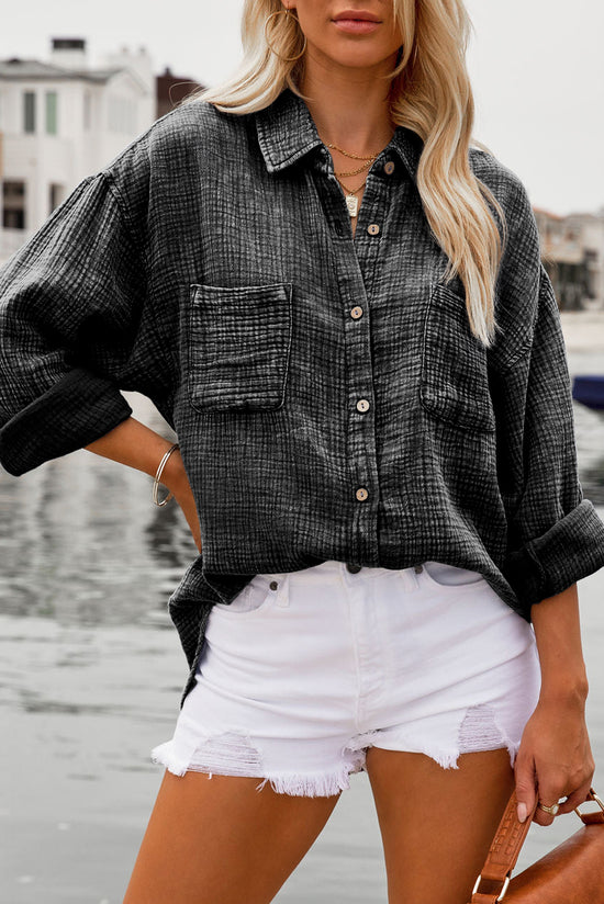 Crumpled textured black shirt with chest and mineral washed -out pockets