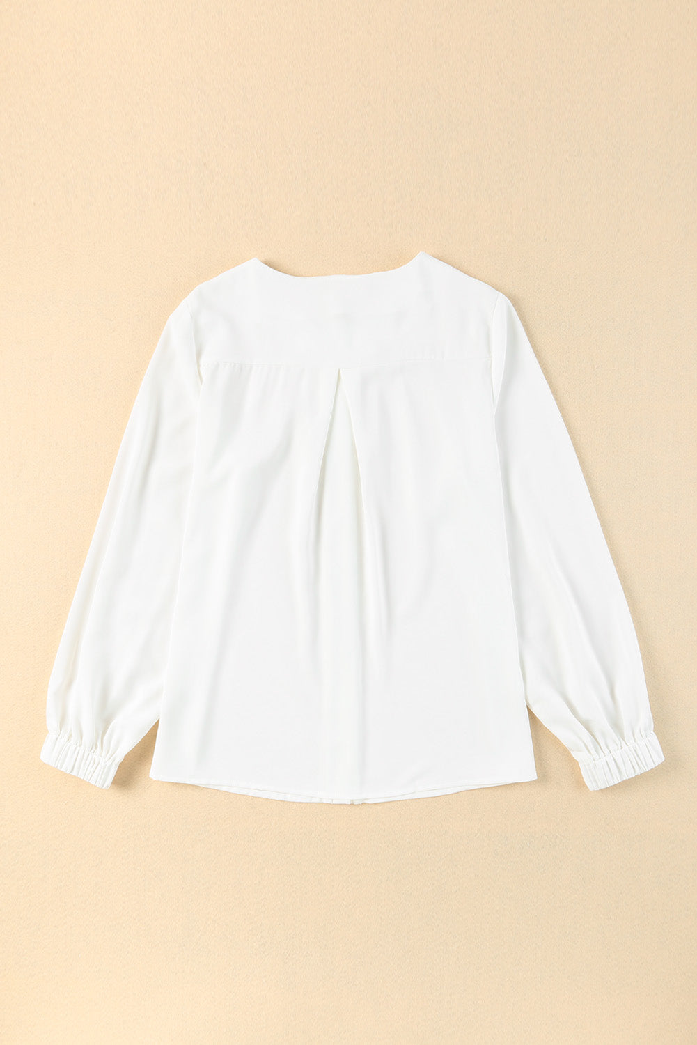 Chemise blanche à col ras du cou et poignets extensibles froncés-A WOMAN WE LOVE