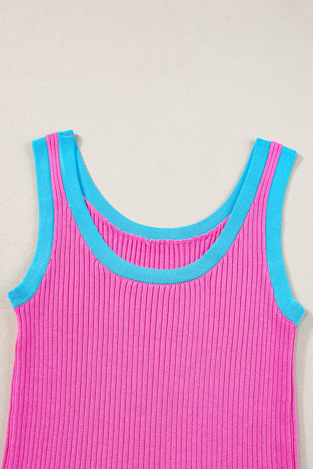 Débardeur à col en U en tricot côtelé *-A WOMAN WE LOVE
