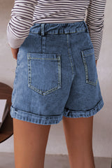 Short en jean à ourlet retroussé, poches et détails de coutures Ivy