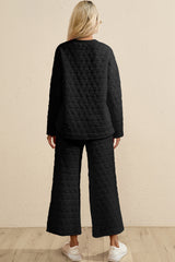 Tirar y pantalones negros negros y pantalones negros