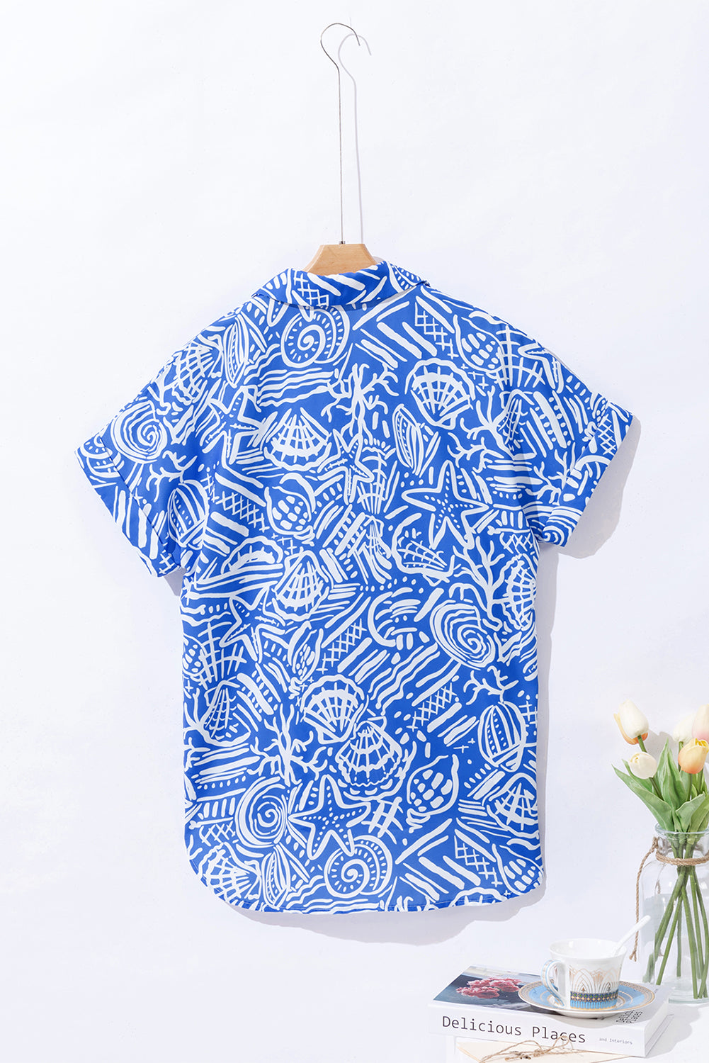 Camisa casual de manga corta impresa azul abstracta