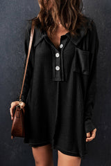 Long -sleeved buttoned button on black sprayed knitting