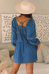 Mini-robe en jean coupe ample à col carré et poches latérales bleu crépuscule