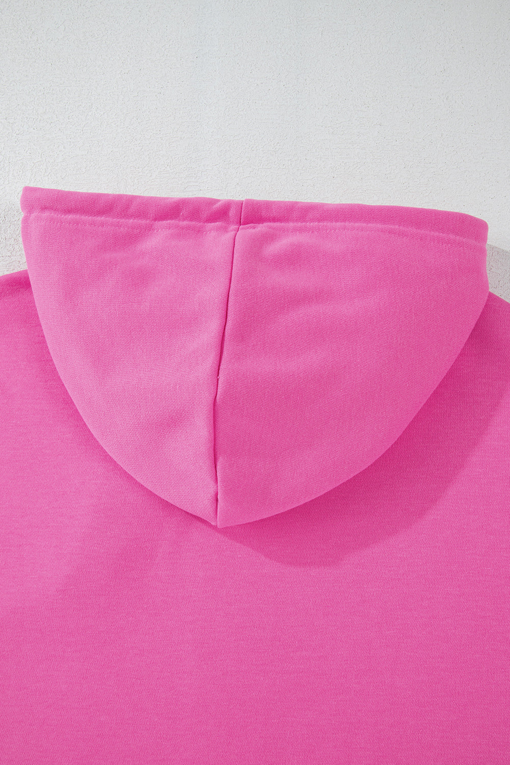 Sweat à capuche court à cordon de serrage uni rose *