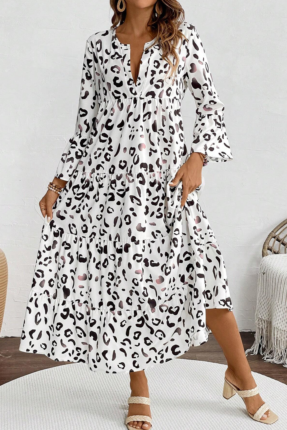 Vestido maxi de muesca de estampado de leopardo blanco V