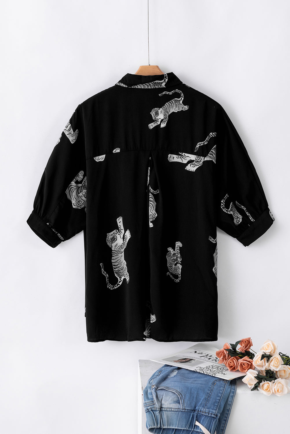 Chemise oversize noire à manches 3/4 et imprimé tigre