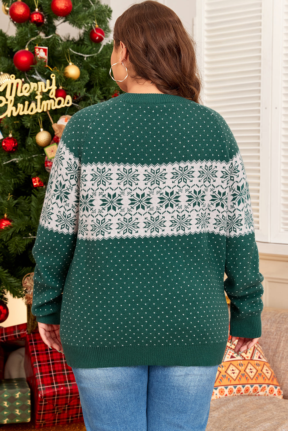 Green Snowflake Pattern Drop Shoulder Christmas Sweater Plus Size