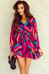 Mini-robe ceinturée à manches bouffantes et imprimé abstrait rouge vif