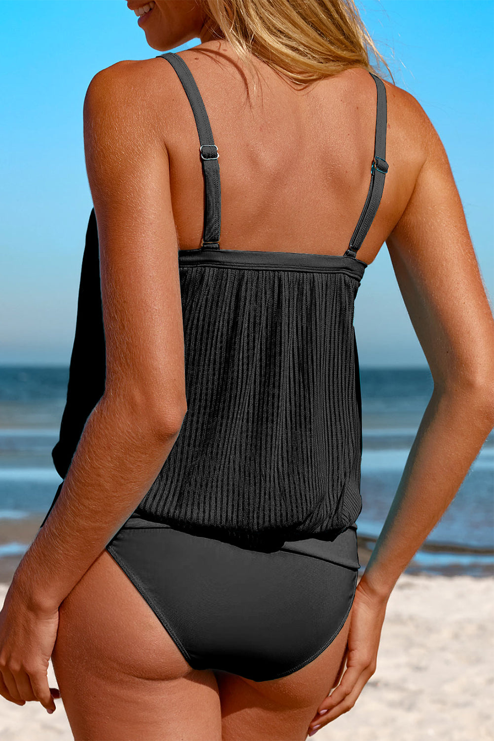 Tankini à l'ourlet noué à rayures noires nouée