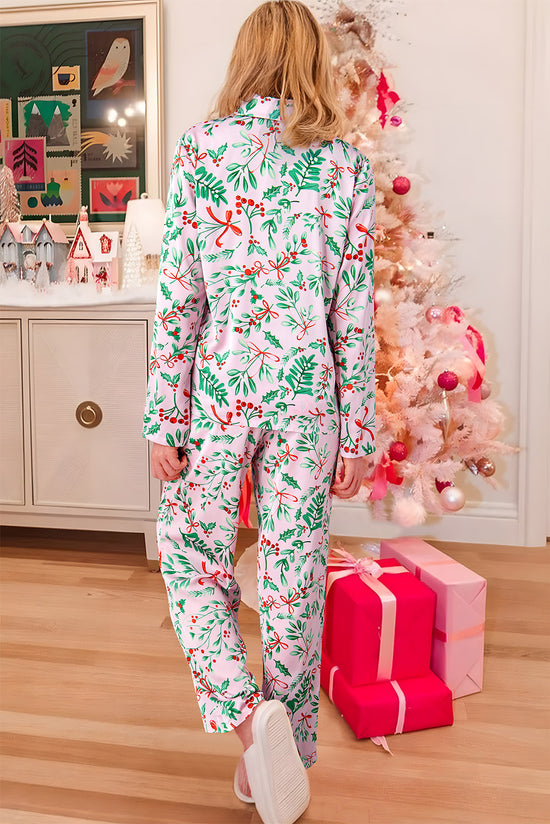 Pink pajama set with long sleeves in satin printed plants and Christmas berries