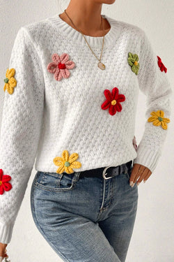 Pull en tricot texturé avec appliques de fleurs colorées blanches