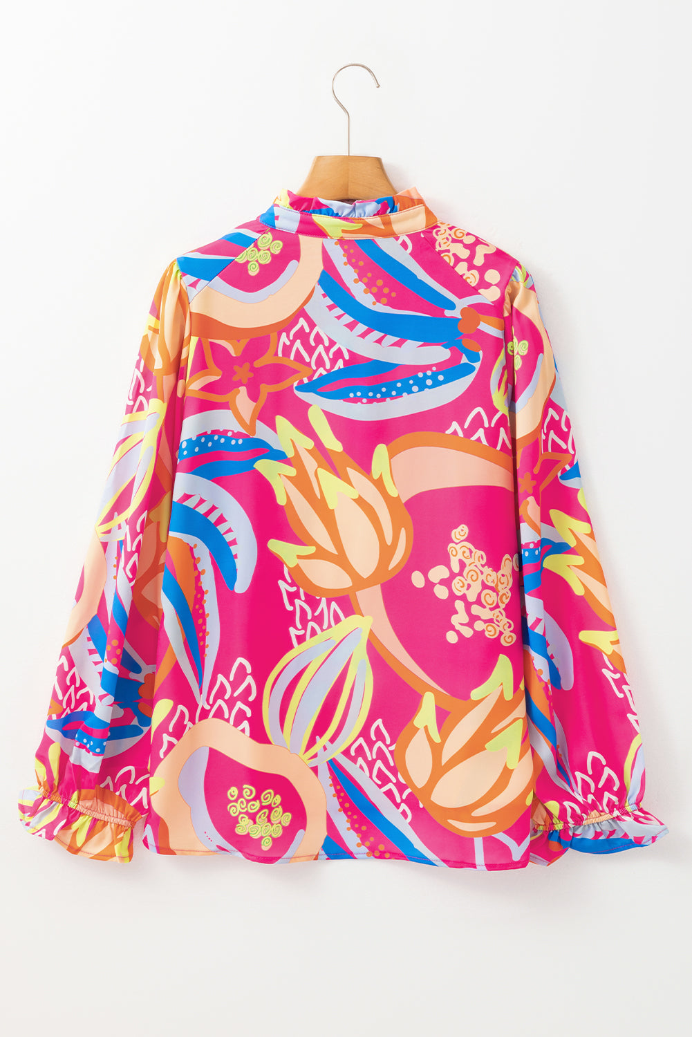 Blouse rose à imprimé abstrait et manches à volants boutonnée à col en V-A WOMAN WE LOVE