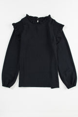 Chemisier noir à manches bouffantes et bordure à volants et col à volants-A WOMAN WE LOVE