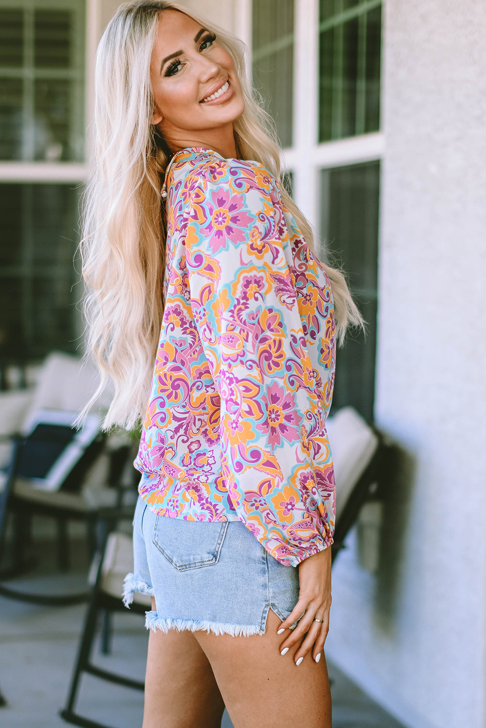 Lila Boho Paisley gedruckte Bauernhülle Bluse