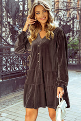Robe droite en velours texturé marron foncé à col en V