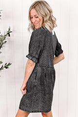 Short -sleeved buttoned dress *