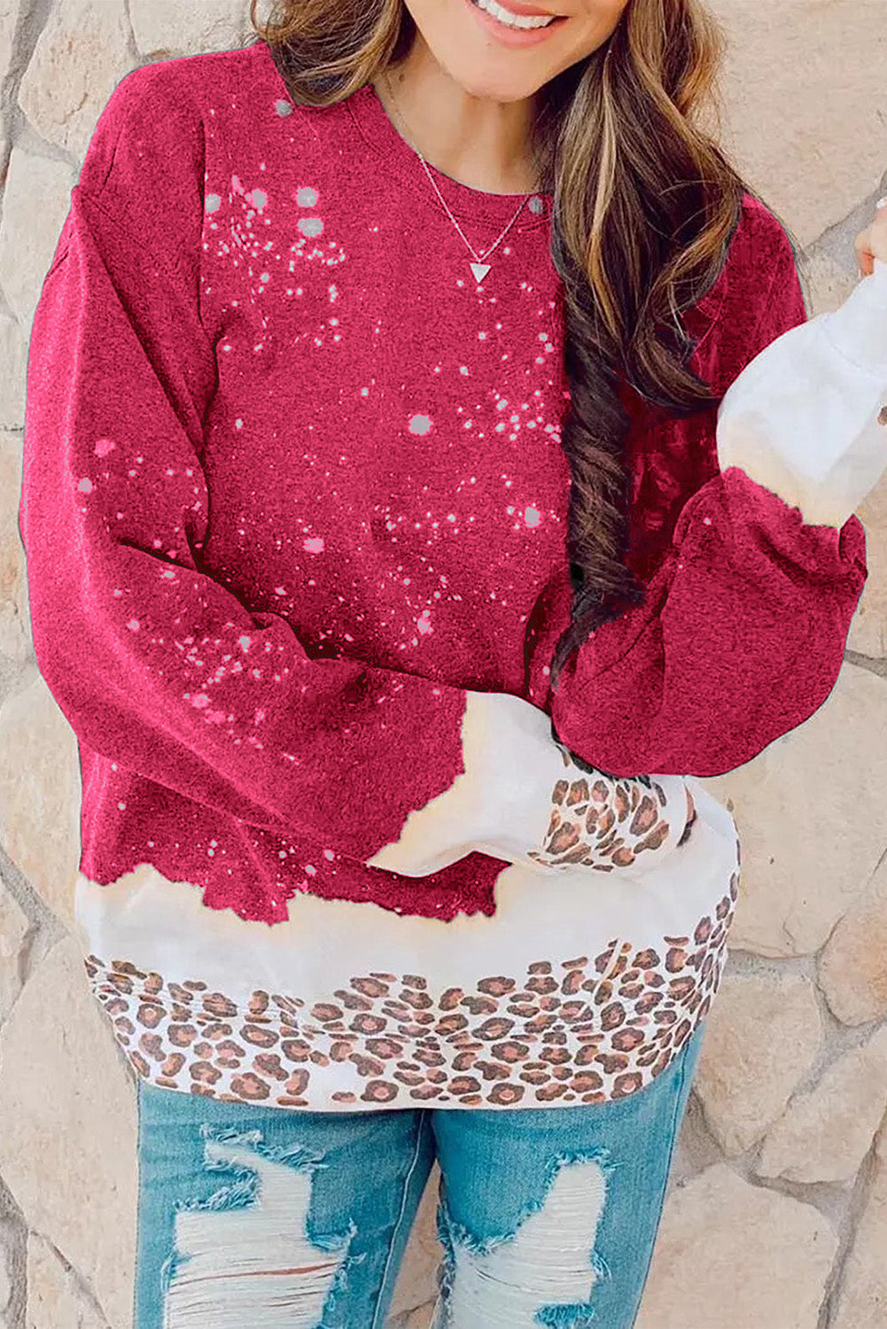 Sweat-shirt blanchi léopard rouge ardent