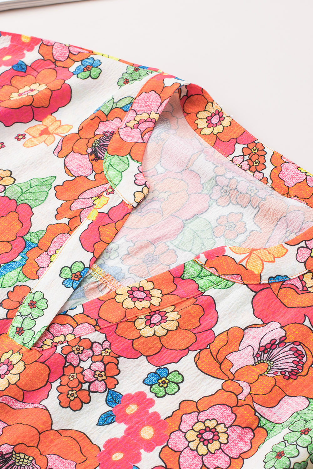 Sweeping -collar up with bright red flower
