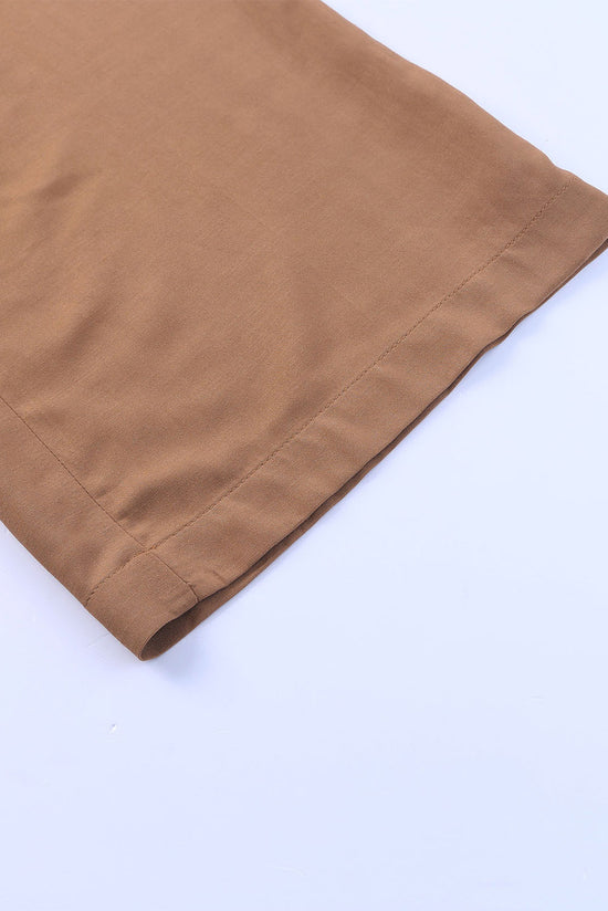 Large casual pants with elastic waist with brown tightening cord