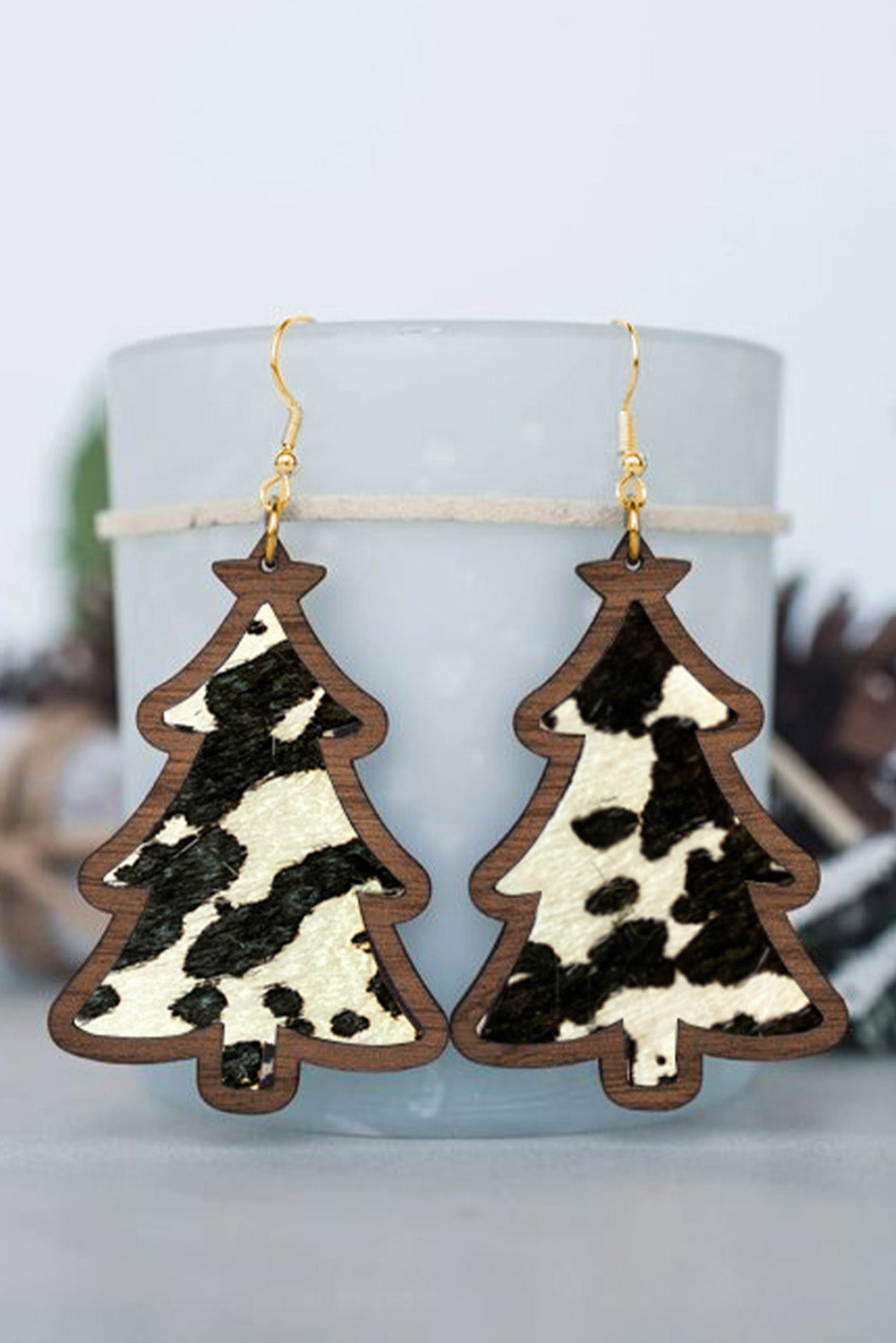 Boucles d'oreilles pendantes en forme d'arbre de Noël à taches de vache noire