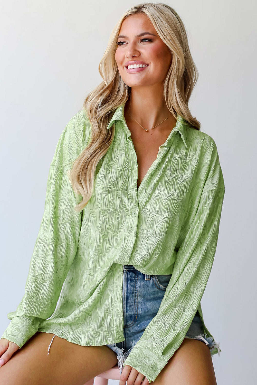 Laurel Green Textured Side Slitt Cashing Shirt