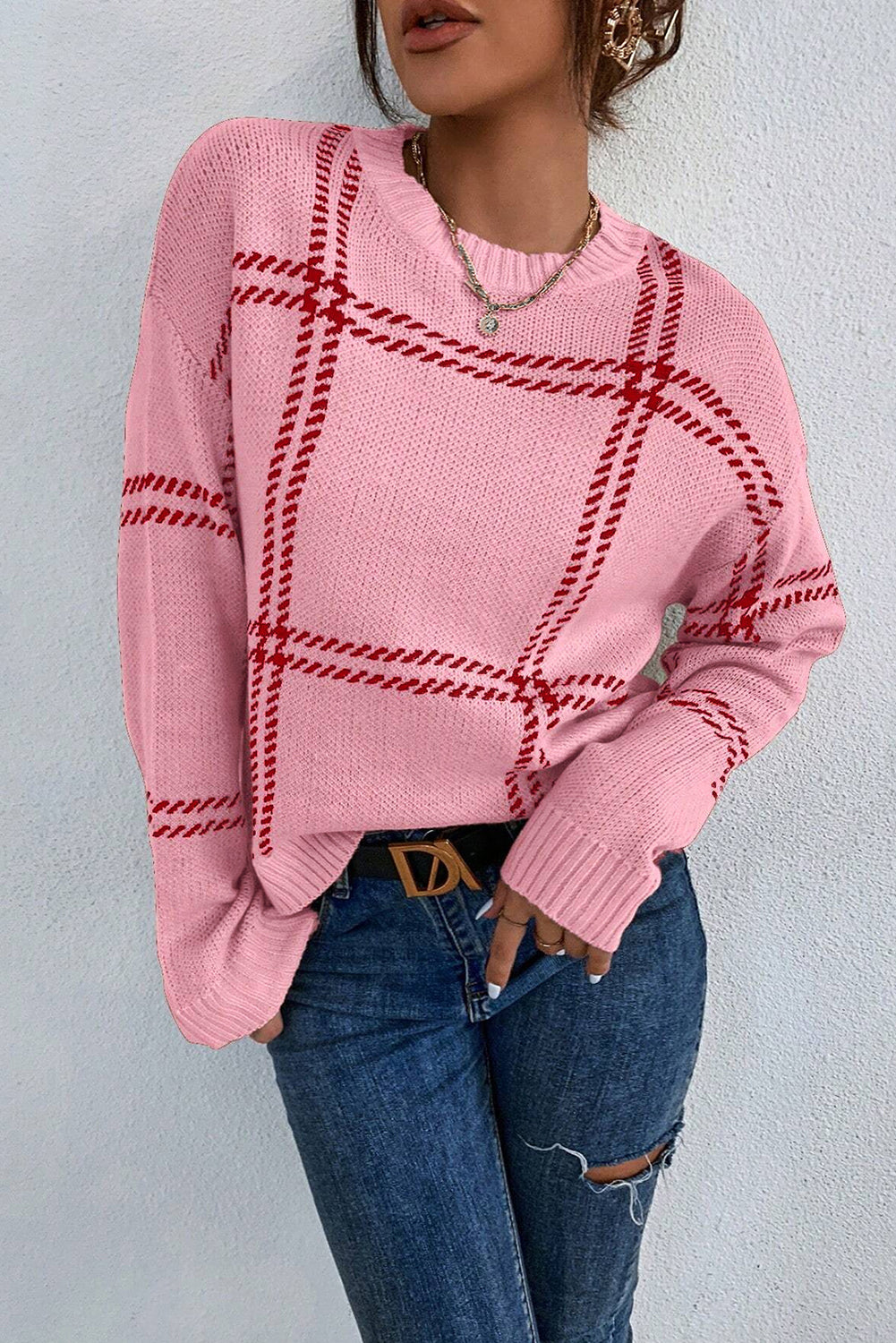 Pink shoulder pink sweater knitted with Scottish pattern*