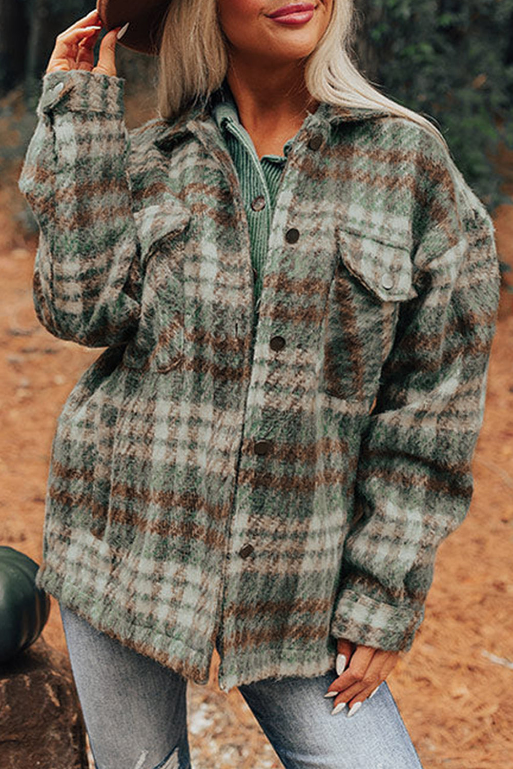 Veste à carreaux vert brume avec poches poitrine et col rabattu