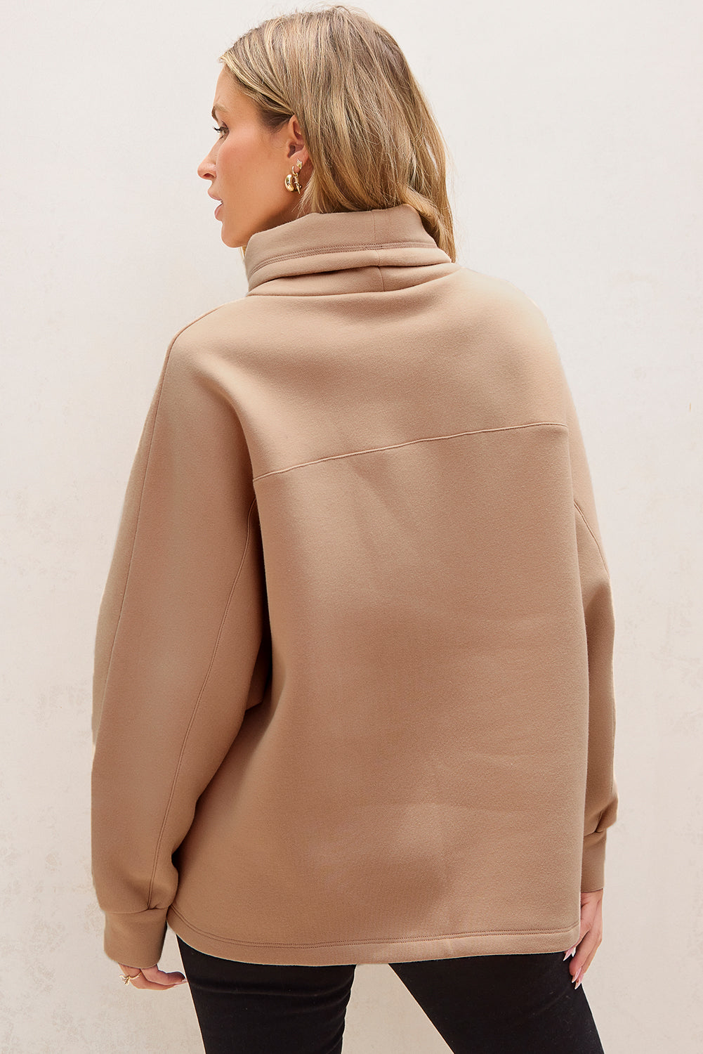 Leichtes französischer Beige -Draw -String -Rollkragenpullover Dolman Sleeve Sweatshirt