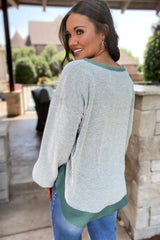 Green Laurel Green Sweet-Shirt and Contrasted edges with visible seams