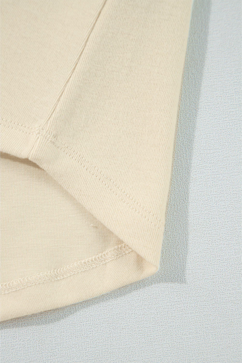 Haut à manches longues beige en tricot thermique patchwork à coutures apparentes