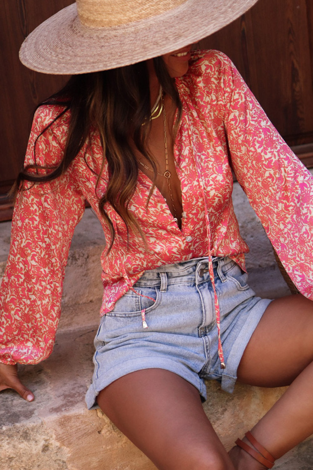 Chemise florale à manches à bulles roses avec lacets