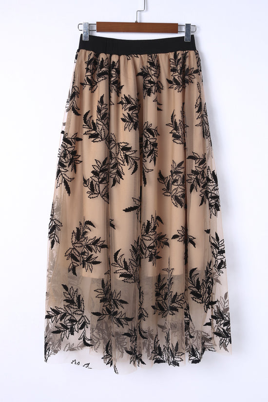 Long waist skirt embroidered with apricot floral leaves *