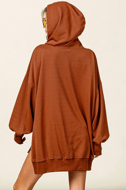 Oversized chestnut V-neck hoodie with kangaroo pocket