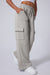 Large and multi-pocket drive pants with high light gray high-gray lace-up lace-ups