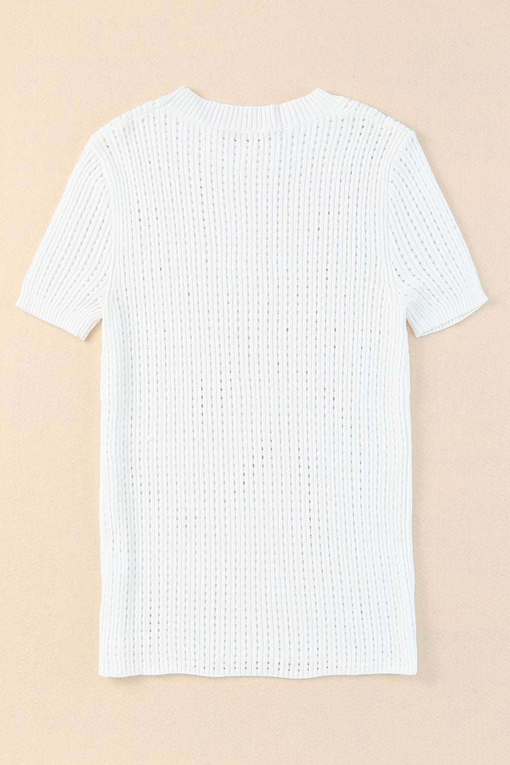 White T-shirt knitted with short and openwork sleeves