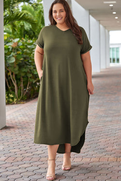 Green Green Dress with V -neck and large rolled cuffs